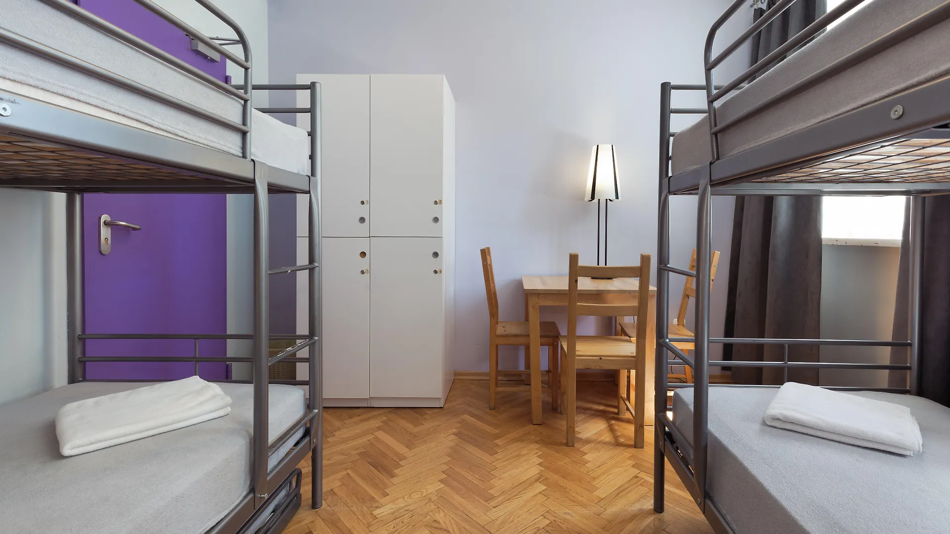 Tatamka Hostel Warschau Polen